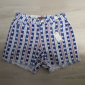 Judy Blue Shorts Plus 1X American Flag USA Stars & Stripes Stretch Denim NWT